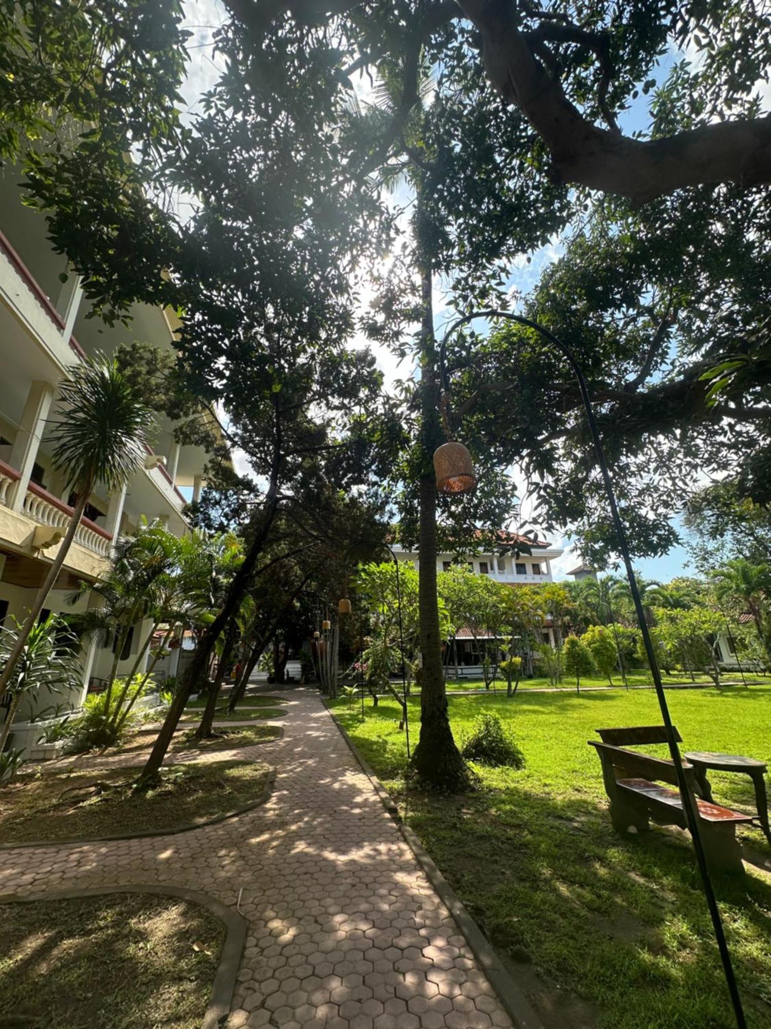 New Mekar Jaya Hotel Legian Kültér fotó